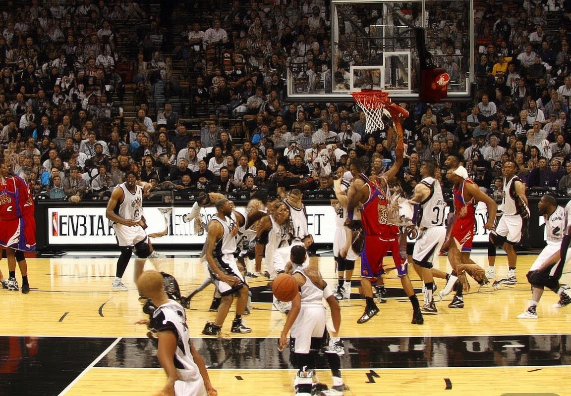 2005年NBA季后赛：马刺与太阳巅峰对决全纪录(图1)